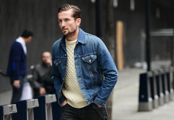 Áo khoác denim - “Nhiều trong một” cho ngày chớm Thu 3 Áo khoác denim - “Nhiều trong một” cho ngày chớm Thu 3