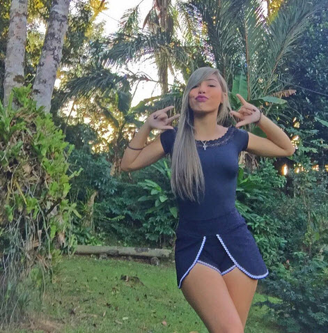 Mỹ nữ sexy 18 tuổi phát tán đoạn chat với Ronaldo - Ảnh 4. Mỹ nữ sexy 18 tuổi phát tán đoạn chat với Ronaldo - Ảnh 4.