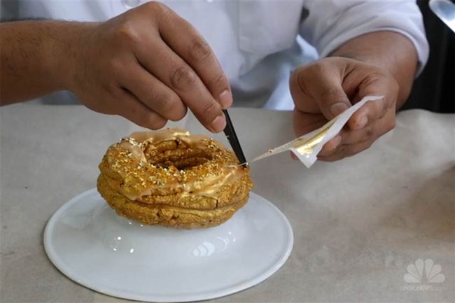 Sự thật đằng sau những món ăn dát vàng của giới siêu giàu trên thế giới - Ảnh 7. Sự thật đằng sau những món ăn dát vàng của giới siêu giàu trên thế giới - Ảnh 7.