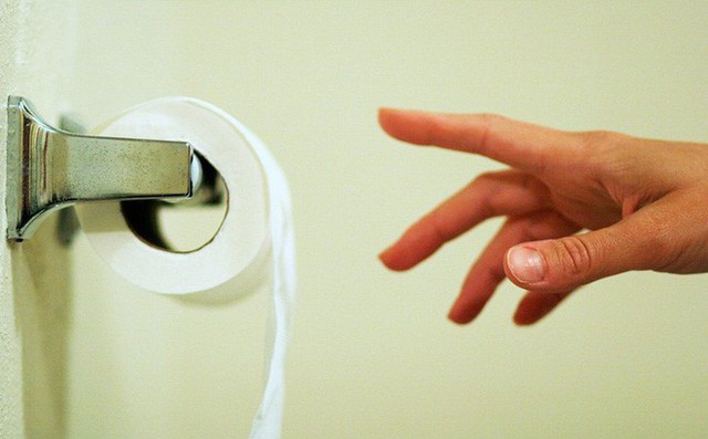 4 câu hỏi lớn về thói quen đại tiện: Đọc câu trả lời để biết cơ thể có mang bệnh hay không 4 câu hỏi lớn về thói quen đại tiện: Đọc câu trả lời để biết cơ thể có mang bệnh hay không