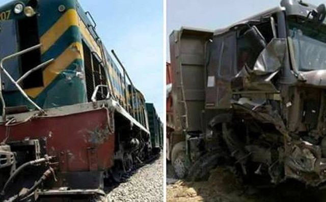 Nghệ An: Tàu hỏa hất văng xe ben khi qua đường liên xã, tài xế nguy kịch