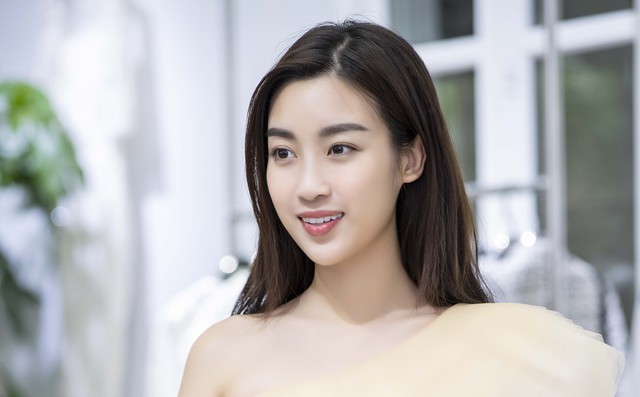 Đỗ Mỹ Linh bất ngờ triết lý lạ, fan lập tức nghi ngờ Hoa hậu đã bí mật "thoát ế" Đỗ Mỹ Linh bất ngờ triết lý lạ, fan lập tức nghi ngờ Hoa hậu đã bí mật "thoát ế"