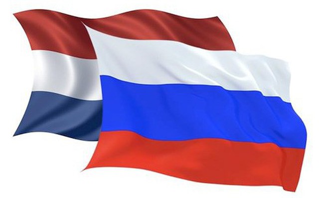 Video: Duyệt binh mừng Quốc khánh, chiến cơ Pháp vẽ nhầm “cờ Nga”