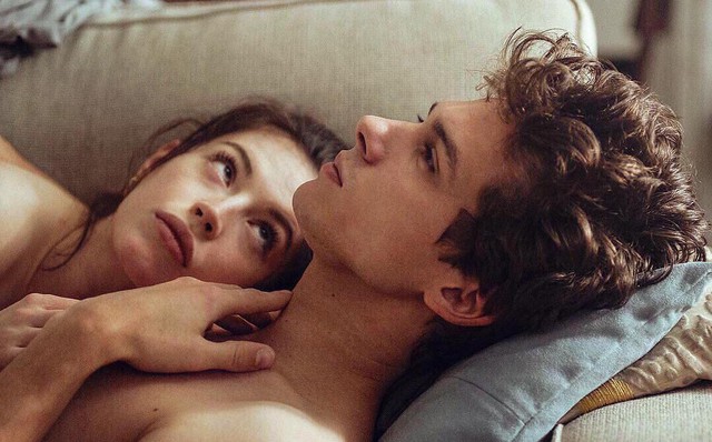 Giữ bí mật với chồng về khoản tiền lớn và cái kết không thể ngờ Giữ bí mật với chồng về khoản tiền lớn và cái kết không thể ngờ