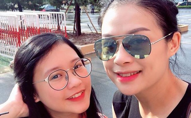 Con gái 13 tuổi xinh đẹp, cao như người mẫu của Thuỷ 'Hoa cỏ may' Con gái 13 tuổi xinh đẹp, cao như người mẫu của Thuỷ 'Hoa cỏ may'