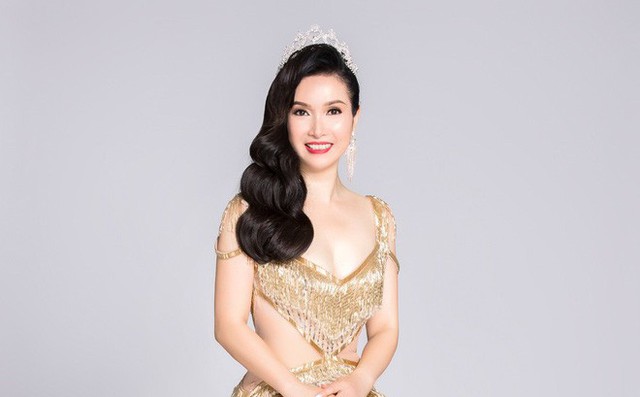 Lần đầu tiên, 14 Hoa hậu Việt Nam cùng hội ngộ, khoe nhan sắc lộng lẫy như nữ thần Lần đầu tiên, 14 Hoa hậu Việt Nam cùng hội ngộ, khoe nhan sắc lộng lẫy như nữ thần