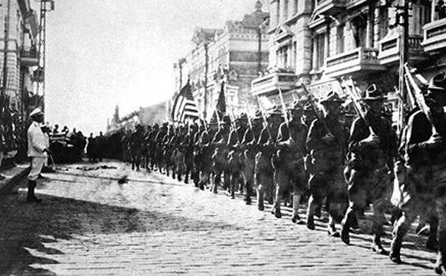 Nga nhắc nhở Mỹ về sự can thiệp quân sự "đẫm máu" 100 năm trước