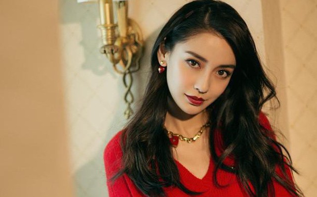 Angelababy tái xuất xinh đẹp sau khi bị chê bai vì khuôn mặt méo mó khó hiểu Angelababy tái xuất xinh đẹp sau khi bị chê bai vì khuôn mặt méo mó khó hiểu