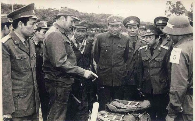 Chiến tranh 1979: Gây sức ép với TQ, Liên Xô đặt 6 quân khu trong tình trạng sẵn sàng chiến đấu Chiến tranh 1979: Gây sức ép với TQ, Liên Xô đặt 6 quân khu trong tình trạng sẵn sàng chiến đấu