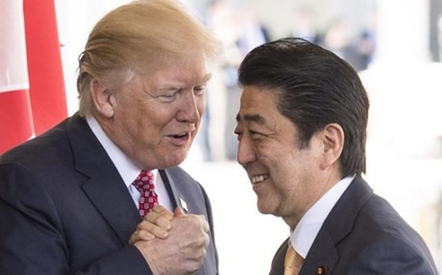 Báo Nhật: Mỹ đã đề nghị Thủ tướng Abe đề cử giải Nobel cho ông Trump