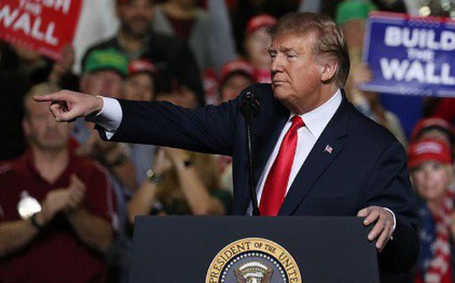 Chiến dịch tranh cử Mỹ: Vừa khởi động, cử tri ồ ạt rót tiền cho ông Donald Trump