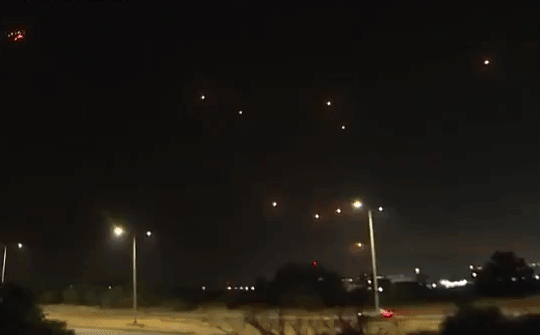 Iron Dome lập công xuất sắc - Trung Quốc nhanh chóng "vào cuộc" đánh cắp tinh hoa vũ khí Israel Iron Dome lập công xuất sắc - Trung Quốc nhanh chóng "vào cuộc" đánh cắp tinh hoa vũ khí Israel
