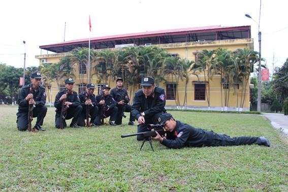 Súng bắn tỉa khủng CS Đặc nhiệm dùng vây bắt kẻ ôm lựu đạn cố thủ ở Nghệ An là loại gì? - Ảnh 2.