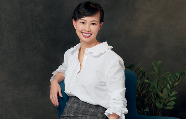Mở nhạc sàn lên “quẩy” khí thế giữa phim trường, Shark Linh khiến nhiều người há hốc mồm vì khía cạnh mới từ trước đến nay chưa bao giờ thấy! - Ảnh 1. Mở nhạc sàn lên “quẩy” khí thế giữa phim trường, Shark Linh khiến nhiều người há hốc mồm vì khía cạnh mới từ trước đến nay chưa bao giờ thấy! - Ảnh 1.