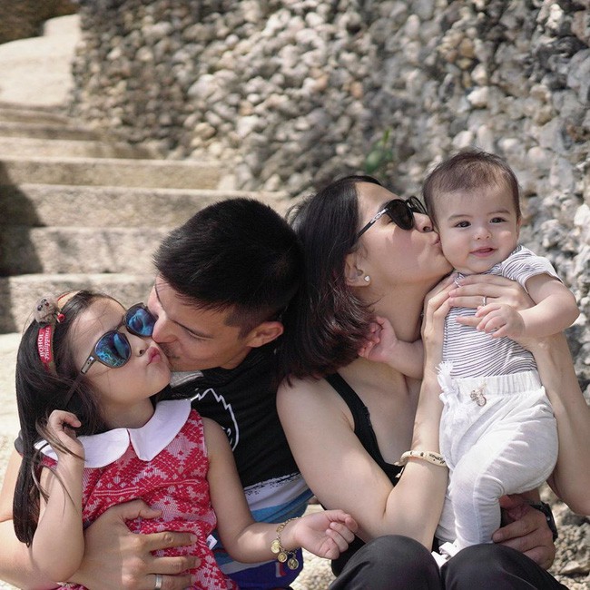 Mỹ nhân đẹp nhất Philippines Marian Rivera khoe ảnh gia đình 4 người, ai nấy đều phải thốt lên vì nhan sắc tuyệt phẩm - Ảnh 1. Mỹ nhân đẹp nhất Philippines Marian Rivera khoe ảnh gia đình 4 người, ai nấy đều phải thốt lên vì nhan sắc tuyệt phẩm - Ảnh 1.