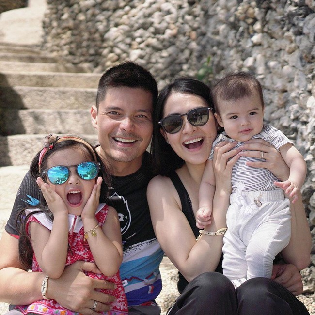Mỹ nhân đẹp nhất Philippines Marian Rivera khoe ảnh gia đình 4 người, ai nấy đều phải thốt lên vì nhan sắc tuyệt phẩm - Ảnh 2. Mỹ nhân đẹp nhất Philippines Marian Rivera khoe ảnh gia đình 4 người, ai nấy đều phải thốt lên vì nhan sắc tuyệt phẩm - Ảnh 2.