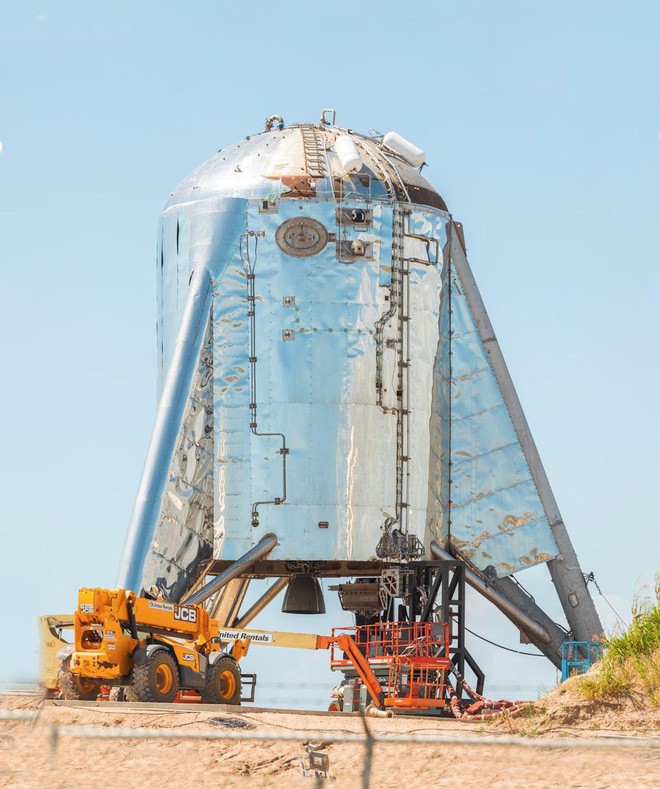 Hệ thống phóng mới của SpaceX bị một quả cầu lửa khổng lồ nuốt trọn, Elon Musk phải dời lịch bay thử - Ảnh 2. Hệ thống phóng mới của SpaceX bị một quả cầu lửa khổng lồ nuốt trọn, Elon Musk phải dời lịch bay thử - Ảnh 2.