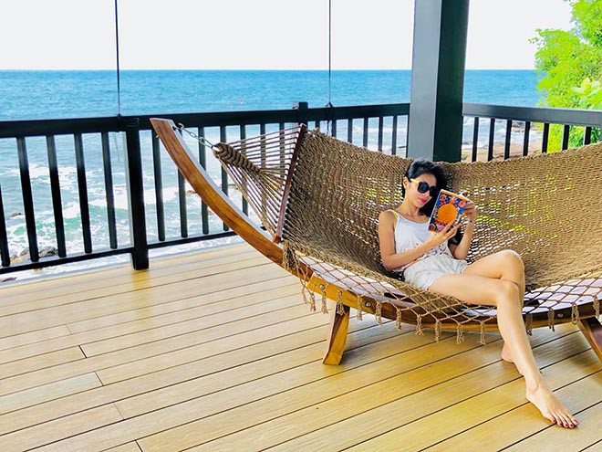 Thủy Tiên khoe dáng khi diện bikini gợi cảm - Ảnh 6. Thủy Tiên khoe dáng khi diện bikini gợi cảm - Ảnh 6.