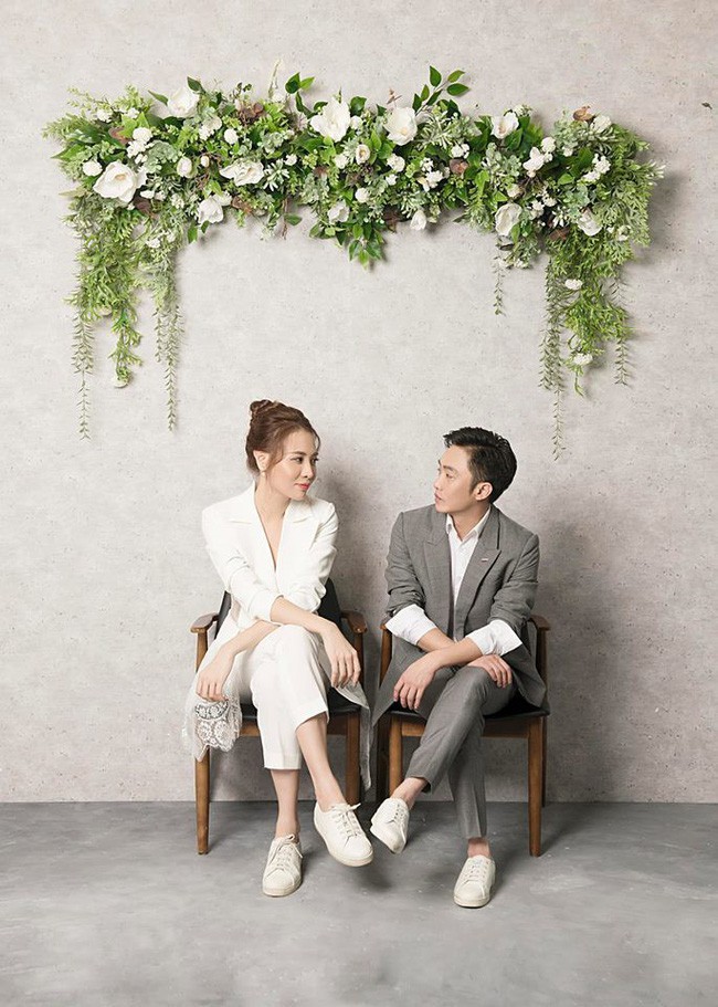 Ngoài Cường Đô la - Đàm Thu Trang, showbiz Việt không thiếu những cặp chân dài - đại gia hạnh phúc với cuộc sống gia đình bình yên - Ảnh 1. Ngoài Cường Đô la - Đàm Thu Trang, showbiz Việt không thiếu những cặp chân dài - đại gia hạnh phúc với cuộc sống gia đình bình yên - Ảnh 1.