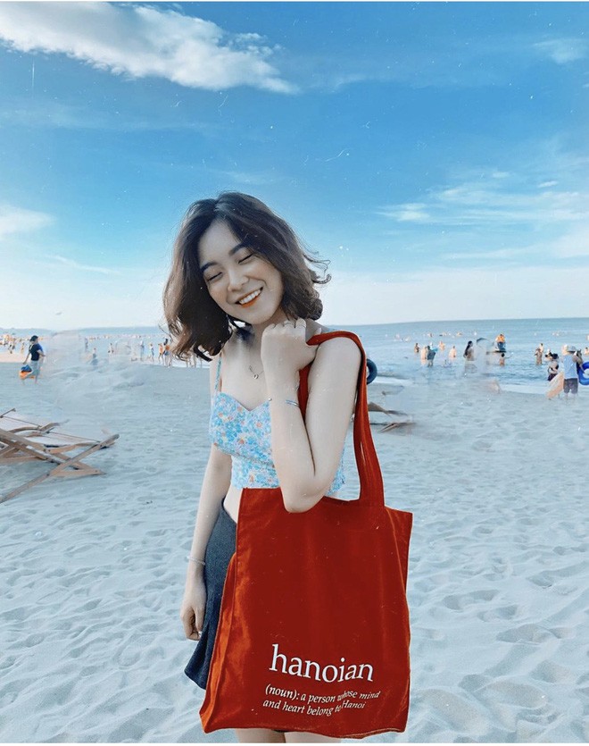 Nữ sinh trường con nhà giàu ở Hà Nội được truy lùng chỉ vì một nụ cười toả sáng, biết profile chi tiết càng nể phục hơn - Ảnh 12. Nữ sinh trường con nhà giàu ở Hà Nội được truy lùng chỉ vì một nụ cười toả sáng, biết profile chi tiết càng nể phục hơn - Ảnh 12.
