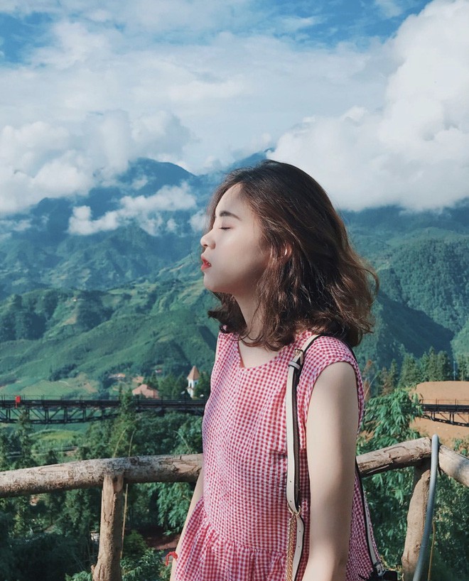 Nữ sinh trường con nhà giàu ở Hà Nội được truy lùng chỉ vì một nụ cười toả sáng, biết profile chi tiết càng nể phục hơn - Ảnh 14. Nữ sinh trường con nhà giàu ở Hà Nội được truy lùng chỉ vì một nụ cười toả sáng, biết profile chi tiết càng nể phục hơn - Ảnh 14.