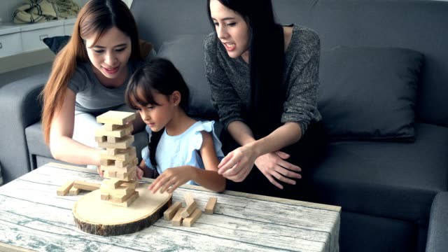 Nanny - Công việc “trông trẻ cao cấp” bỗng dưng hot, nhiều người xem đây là giải pháp thay mình đưa trẻ đến trường khi quá bận - Ảnh 2. Nanny - Công việc “trông trẻ cao cấp” bỗng dưng hot, nhiều người xem đây là giải pháp thay mình đưa trẻ đến trường khi quá bận - Ảnh 2.