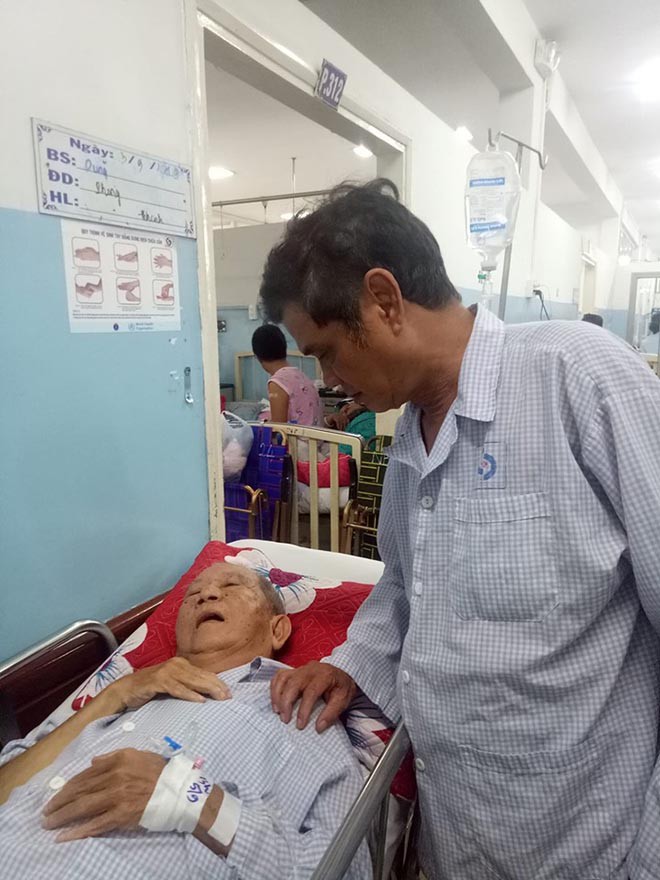 Ngôi sao đình đám làng kịch Việt Nam phẫu thuật tắc mạch máu lên não - Ảnh 4. Ngôi sao đình đám làng kịch Việt Nam phẫu thuật tắc mạch máu lên não - Ảnh 4.