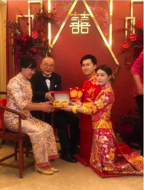 Người đẹp từng khiến Tạ Đình Phong và Trần Quán Hy tranh giành, xuất hiện lộng lẫy trong lễ đăng ký kết hôn cùng bạn trai thiếu gia giàu có 3 đời  - Ảnh 2.