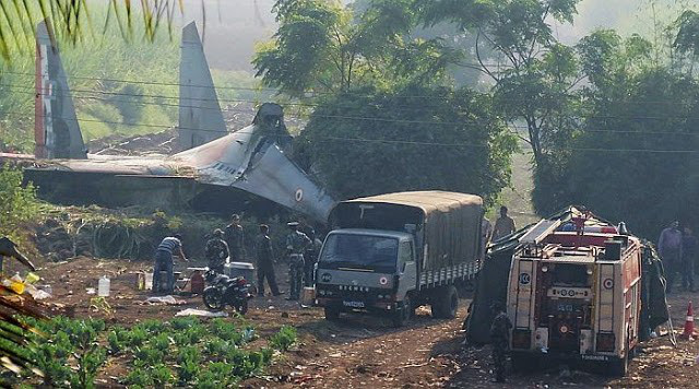 Phi công KQ Ấn Độ kinh hãi quan tài bay, lộ lý do khủng khiếp: Vừa thêm Apache sã cánh - Ảnh 3.