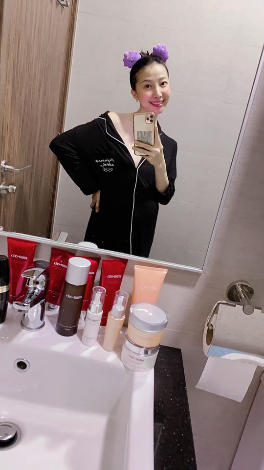 Cô dâu Hậu Giang đeo 30 cây vàng trong đám cưới bất ngờ chia sẻ về chuyện sinh con trai đầu lòng sau 2 năm lập gia đình - Ảnh 7. Cô dâu Hậu Giang đeo 30 cây vàng trong đám cưới bất ngờ chia sẻ về chuyện sinh con trai đầu lòng sau 2 năm lập gia đình - Ảnh 7.