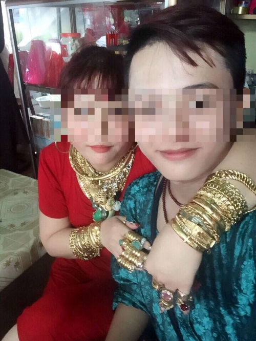 Dân mạng nhận ra hình ảnh của nữ đại gia này chính là người phụ nữ ở Thanh Hóa.