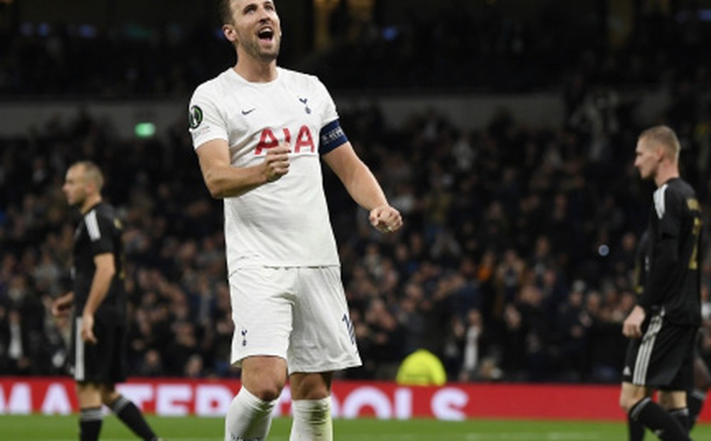 Harry Kane ghi hat-trick, Tottenham thắng dễ Mura ở Europa Conference League
