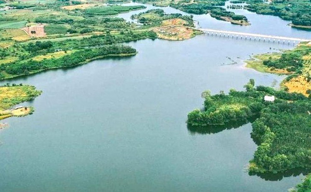 Hồ Suối Rao, nơi 2 anh em ruột tử vong vì đuối nước.