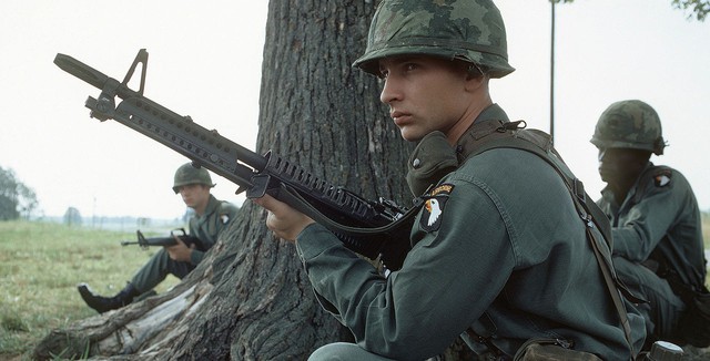 Chuyện ít biết về chiếc mũ sắt của lính Mỹ trong Chiến tranh VN