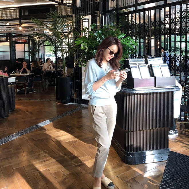 Nữ thần hết thời Chae Rim: Sống cô đơn tại quê nhà sau tin đồn bị chồng trẻ phản bội? - Ảnh 6. Nữ thần hết thời Chae Rim: Sống cô đơn tại quê nhà sau tin đồn bị chồng trẻ phản bội? - Ảnh 6.
