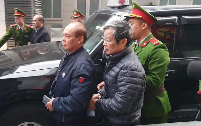 Ông Nguyễn Bắc Son, Trương Minh Tuấn ra tòa trong vụ án đi vào lịch sử tư pháp - Ảnh 2.