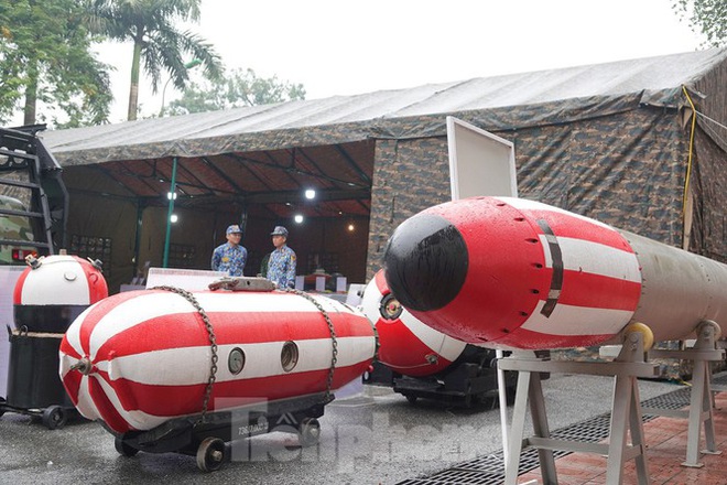 Cận cảnh ngư lôi, tổ hợp tên lửa của Quân đội nhân dân Việt Nam - Ảnh 3. Cận cảnh ngư lôi, tổ hợp tên lửa của Quân đội nhân dân Việt Nam - Ảnh 3.