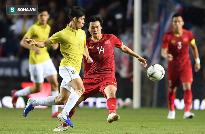 Tuyển Thái Lan giao hữu kín, triệu tập thêm cầu thủ U23 cho trận gặp Việt Nam - Ảnh 1.