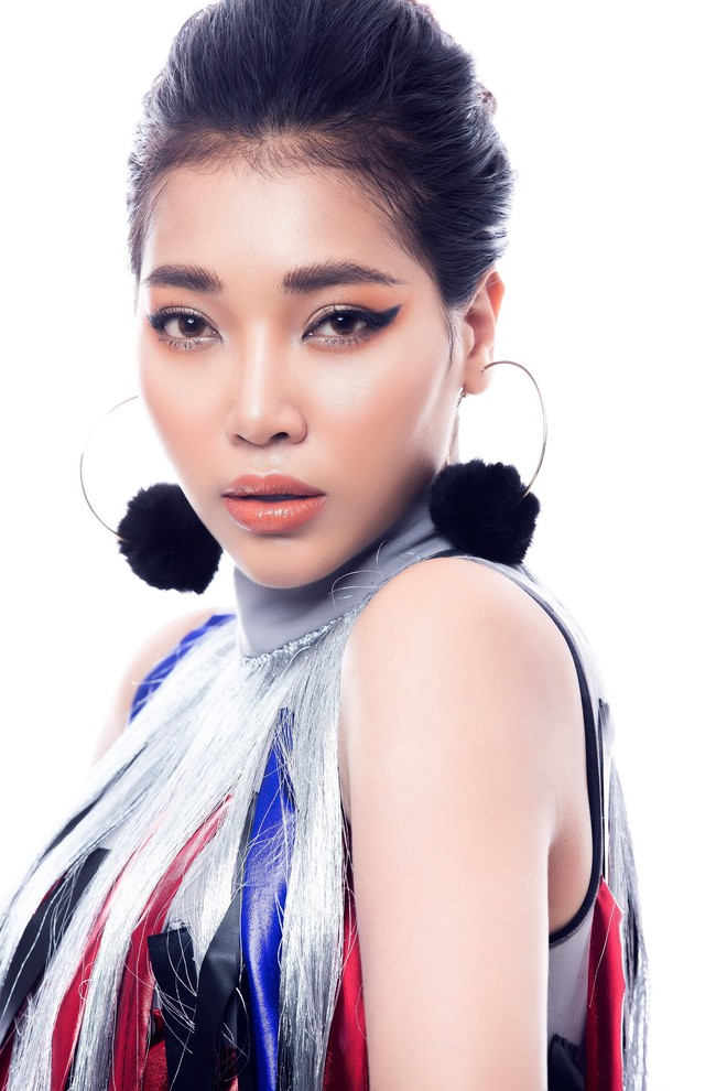 Hoa hậu Linh Huỳnh: Linh hy vọng sẽ tìm được người xứng đôi - Ảnh 1. Hoa hậu Linh Huỳnh: Linh hy vọng sẽ tìm được người xứng đôi - Ảnh 1.