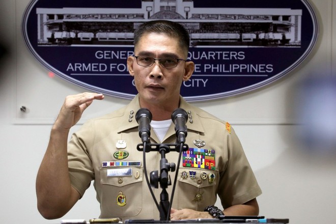 Trung Quốc đầu tư vào các đảo trọng yếu: Quân đội Philippines cảnh báo hậu quả - Ảnh 1.