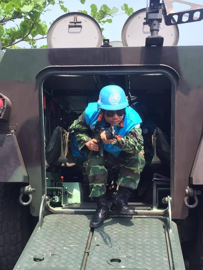 Chiến sĩ gìn giữ hòa bình Việt Nam huấn luyện sử dụng súng trường Pindad SS2 tối tân - Ảnh 8. Chiến sĩ gìn giữ hòa bình Việt Nam huấn luyện sử dụng súng trường Pindad SS2 tối tân - Ảnh 8.