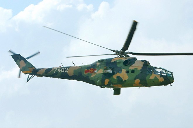 Việt Nam có thể tiếp nhận phi đội Mi-35 từ Ấn Độ để thay thế Mi-24A? - Ảnh 1. Việt Nam có thể tiếp nhận phi đội Mi-35 từ Ấn Độ để thay thế Mi-24A? - Ảnh 1.