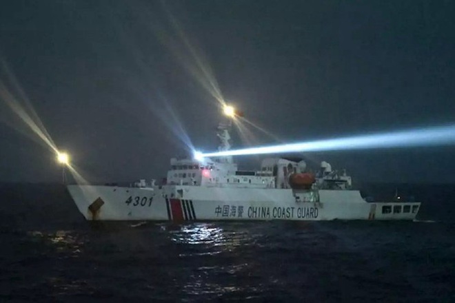 Indonesia công bố hình ảnh chi tiết cuộc đối đầu với tàu Trung Quốc trên vùng biển Natuna - Ảnh 4.